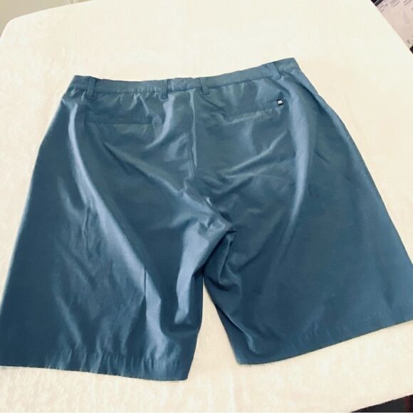 TRAVIS MATHEW SHORTS - Picture 5 of 8